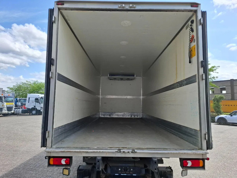 Iveco EuroCargo 120 / COOL TRUCK / CARRIER XARIOS 600 / PLATFORM 2000KG / ONLY:340634 KM / AIRCO / MANUAL / EURO-6 / 2014 - Изотермичен камион: снимка 5 Iveco EuroCargo 120 / COOL TRUCK / CARRIER XARIOS 600 / PLATFORM 2000KG / ONLY:340634 KM / AIRCO / MANUAL / EURO-6 / 2014 - Изотермичен камион: снимка 5
