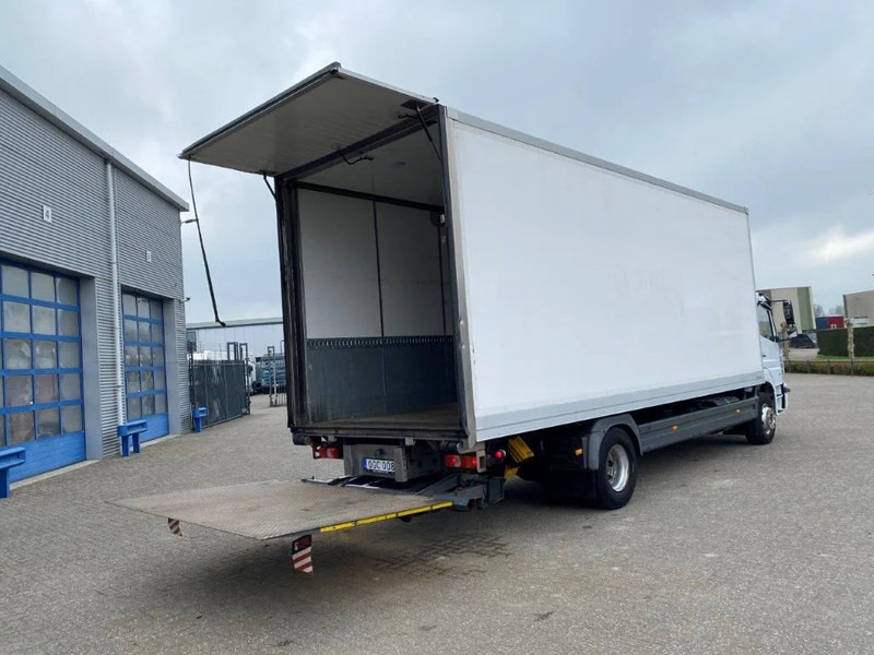 Mercedes-Benz ATEGO 1624 / AUTOMATIC / CLOSED BOX / SIDE DOORS / AIRCO / LWDS / FCW / EURO-6 / 2016 - Камион фургон: снимка 4 Mercedes-Benz ATEGO 1624 / AUTOMATIC / CLOSED BOX / SIDE DOORS / AIRCO / LWDS / FCW / EURO-6 / 2016 - Камион фургон: снимка 4