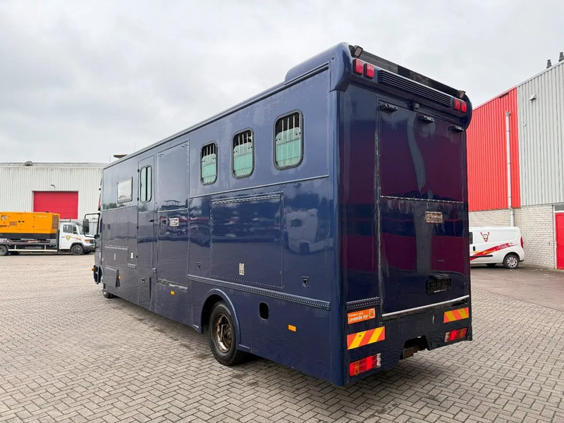 Mercedes-Benz Atego 1223 / ENGINE RUNNING / ONLY:159450 KM / HORSETRUCK / HEATED BOX / WATERTANK / LIVING ROOM / EURO-2 / MANUAL / 1998 - Камион за коне: снимка 3 Mercedes-Benz Atego 1223 / ENGINE RUNNING / ONLY:159450 KM / HORSETRUCK / HEATED BOX / WATERTANK / LIVING ROOM / EURO-2 / MANUAL / 1998 - Камион за коне: снимка 3