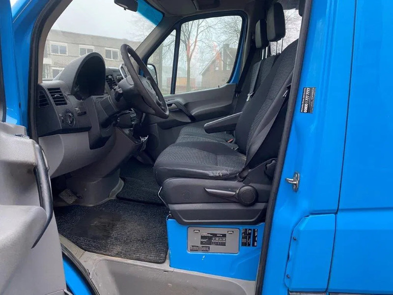 Лизинг на Mercedes-Benz Sprinter 311 CDI / NL VAN / TEMPOMAAT / AIRCO / AUTOMATIC / 2008 Mercedes-Benz Sprinter 311 CDI / NL VAN / TEMPOMAAT / AIRCO / AUTOMATIC / 2008: снимка 12