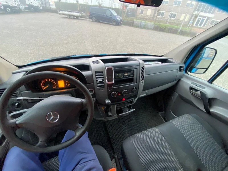 Лизинг на Mercedes-Benz Sprinter 311 CDI / NL VAN / TEMPOMAAT / AIRCO / AUTOMATIC / 2008 Mercedes-Benz Sprinter 311 CDI / NL VAN / TEMPOMAAT / AIRCO / AUTOMATIC / 2008: снимка 13