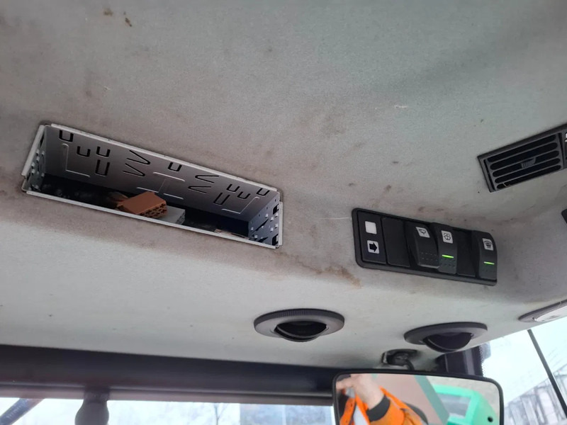 Косачка за трева Ransomes MP493 / 3287 HOURS / NL REGISTRATION / 4 WHEEL DRIVE / 50 HP / AIRCO / CLOSED CABIN / 2017: снимка 18