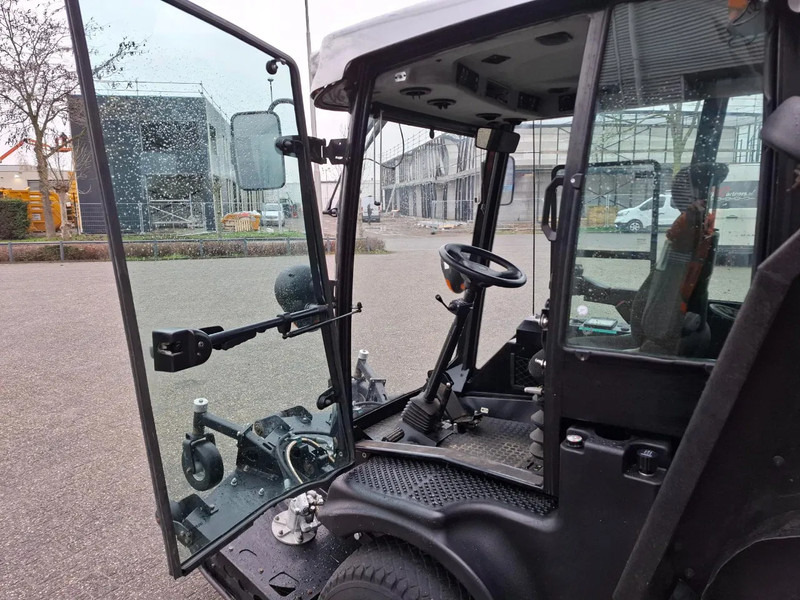 Косачка за трева Ransomes MP493 / 3287 HOURS / NL REGISTRATION / 4 WHEEL DRIVE / 50 HP / AIRCO / CLOSED CABIN / 2017: снимка 11