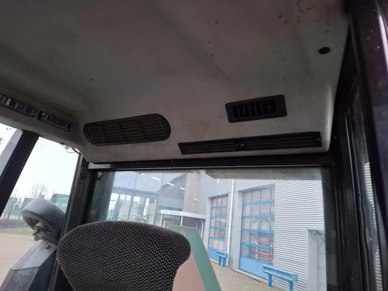 Косачка за трева Ransomes MP493 / 3287 HOURS / NL REGISTRATION / 4 WHEEL DRIVE / 50 HP / AIRCO / CLOSED CABIN / 2017: снимка 20