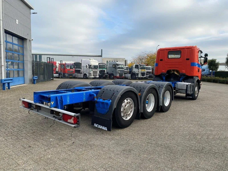 Scania G400 / 8X4 / 9TON FRONT AXLE / PTO / LIFT+LENKACHSE / ALCOA'S / AIRCO / MANUAL / EURO-5 / 2011 - Шаси кабина: снимка 5 Scania G400 / 8X4 / 9TON FRONT AXLE / PTO / LIFT+LENKACHSE / ALCOA'S / AIRCO / MANUAL / EURO-5 / 2011 - Шаси кабина: снимка 5
