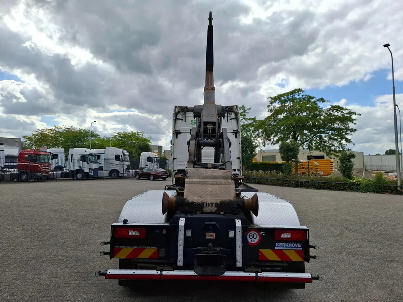 Scania NGS R500 / RETARDER / AJK HOOK 22 TON / LIFT+LENKACHSE / TUV:17-06-2026 / NAVI / LWDS / ALCOA / LEATHER / AUTOMATIC / EURO-6 / 2 - Мултилифт с кука камион: снимка 4 Scania NGS R500 / RETARDER / AJK HOOK 22 TON / LIFT+LENKACHSE / TUV:17-06-2026 / NAVI / LWDS / ALCOA / LEATHER / AUTOMATIC / EURO-6 / 2 - Мултилифт с кука камион: снимка 4