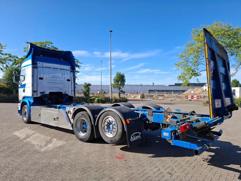 Scania R580 V8 / RETARDER / LIFT+LENKACHSE / FULL-AIR / PLATFORM 2000 KG / LEATHER / AIRCO / AUTOMATIC / EURO-6 / 2015 - Шаси кабина: снимка 3 Scania R580 V8 / RETARDER / LIFT+LENKACHSE / FULL-AIR / PLATFORM 2000 KG / LEATHER / AIRCO / AUTOMATIC / EURO-6 / 2015 - Шаси кабина: снимка 3