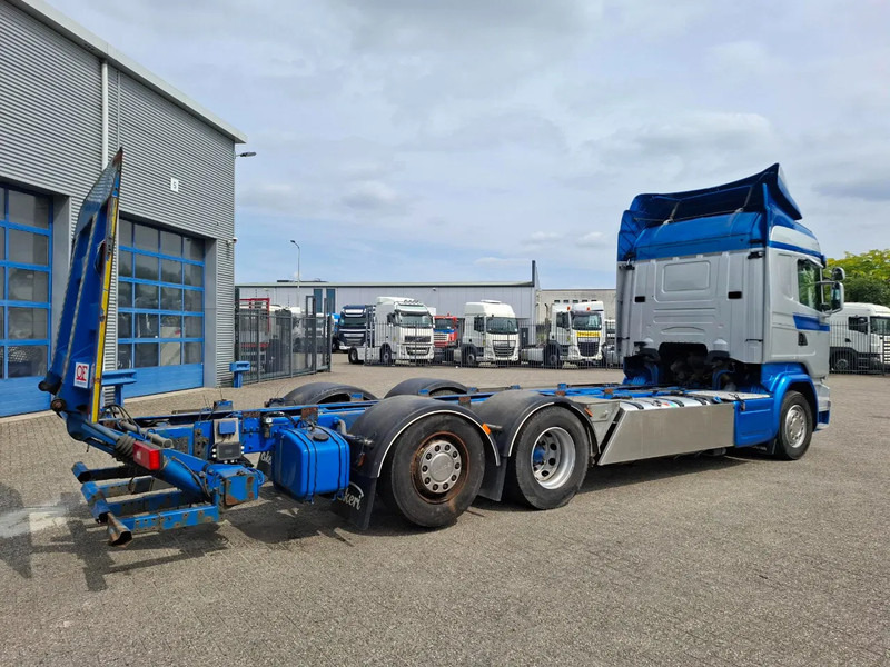 Scania R580 V8 / RETARDER / LIFT+LENKACHSE / FULL-AIR / PLATFORM 2000 KG / LEATHER / AIRCO / AUTOMATIC / EURO-6 / 2015 - Шаси кабина: снимка 5 Scania R580 V8 / RETARDER / LIFT+LENKACHSE / FULL-AIR / PLATFORM 2000 KG / LEATHER / AIRCO / AUTOMATIC / EURO-6 / 2015 - Шаси кабина: снимка 5