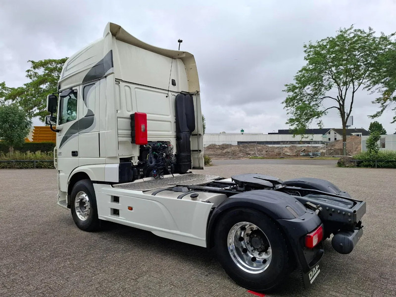 DAF XF106-460 / DEB / TUV:20-01-2026 / 753438 KM / FRIDGE / ACC / LWDS / GEN2 V2 TACHO / ALCOA / AUTOMATIC / EURO-6 / 2017 - Влекач: снимка 3 DAF XF106-460 / DEB / TUV:20-01-2026 / 753438 KM / FRIDGE / ACC / LWDS / GEN2 V2 TACHO / ALCOA / AUTOMATIC / EURO-6 / 2017 - Влекач: снимка 3