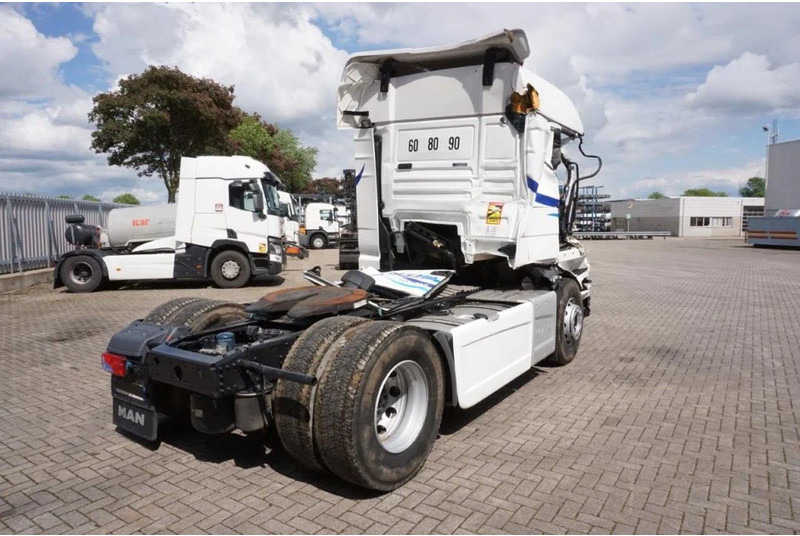 MAN TGX18.470 / AUTOMATIC / INTARDER / NEW TYPE / EURO-6 / 2021 - Влекач: снимка 3 MAN TGX18.470 / AUTOMATIC / INTARDER / NEW TYPE / EURO-6 / 2021 - Влекач: снимка 3