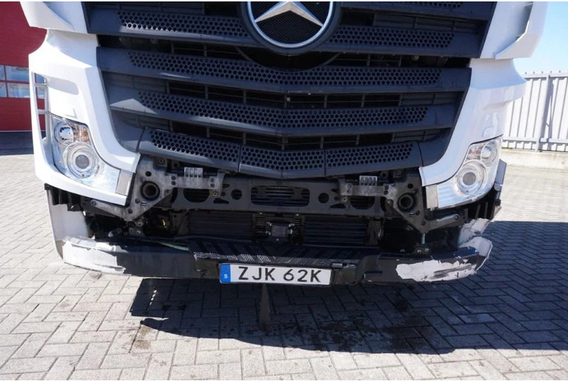 Mercedes-Benz ACTROS 1846 AUTOMATIC / RUNNING / EURO-6 / 2019 - Влекач: снимка 5 Mercedes-Benz ACTROS 1846 AUTOMATIC / RUNNING / EURO-6 / 2019 - Влекач: снимка 5