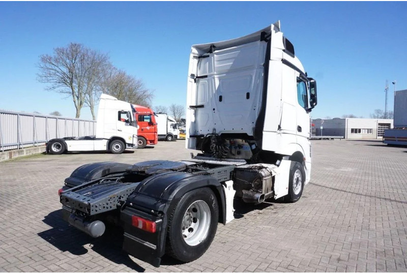 Mercedes-Benz ACTROS 1846 AUTOMATIC / RUNNING / EURO-6 / 2019 - Влекач: снимка 4 Mercedes-Benz ACTROS 1846 AUTOMATIC / RUNNING / EURO-6 / 2019 - Влекач: снимка 4