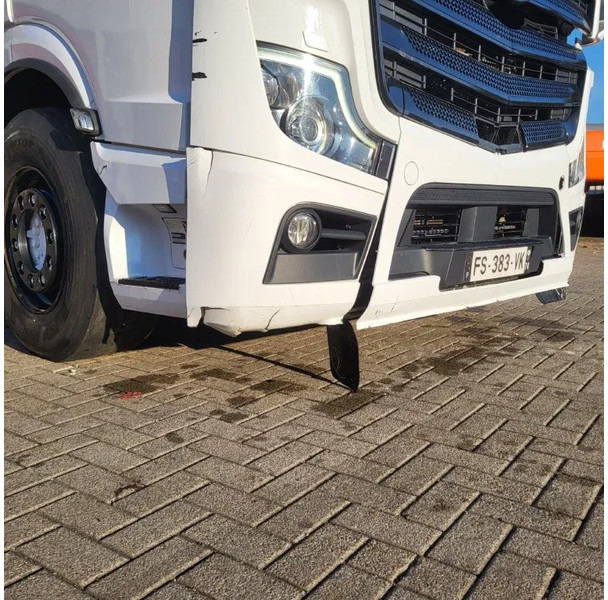 Влекач Mercedes-Benz ACTROS 1863 / ENGINE RUNNING / RETARDER / PARK-COOL /HYDRAULICS / ONLY: 268593KM / GIGA-SPACE / MIRRORCAM / AUTOMATIC / EURO-6 /: снимка 18