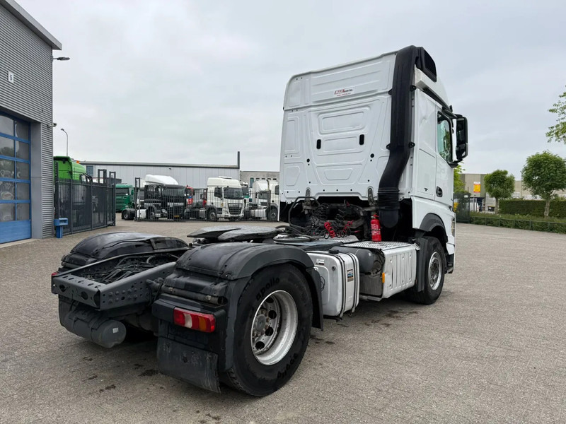 Mercedes-Benz Actros 1945 / HYDRAULICS / LWDS / AIRCO / SMART TACHO / 2XBED / FRIDGE / AUTOMATIC / EURO-6 / 2019 - Влекач: снимка 5 Mercedes-Benz Actros 1945 / HYDRAULICS / LWDS / AIRCO / SMART TACHO / 2XBED / FRIDGE / AUTOMATIC / EURO-6 / 2019 - Влекач: снимка 5