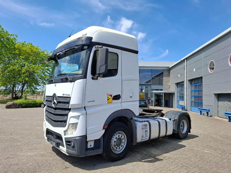 Mercedes-Benz Actros 1945 / HYDRAULICS / LWDS / SMART TACHO / 2XBED / FRIDGE / AUTOMATIC / EURO-6 / 2019 - Влекач: снимка 1 Mercedes-Benz Actros 1945 / HYDRAULICS / LWDS / SMART TACHO / 2XBED / FRIDGE / AUTOMATIC / EURO-6 / 2019 - Влекач: снимка 1