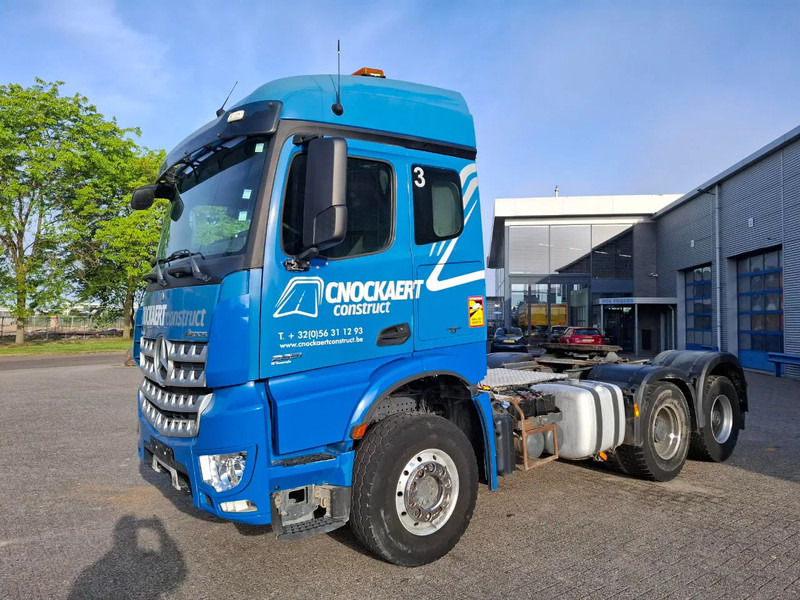 Mercedes-Benz Arocs 2851 / 6X4 / HYDRAULICS / BIG AXLE / ALCOA / AIRCO / AUTOMATIC / EURO-6 / 2015 - Влекач: снимка 1 Mercedes-Benz Arocs 2851 / 6X4 / HYDRAULICS / BIG AXLE / ALCOA / AIRCO / AUTOMATIC / EURO-6 / 2015 - Влекач: снимка 1