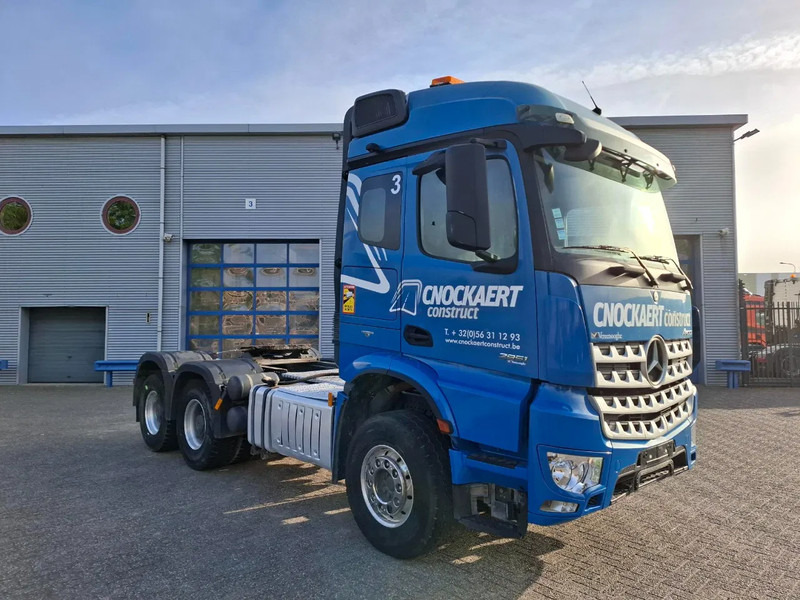 Mercedes-Benz Arocs 2851 / 6X4 / HYDRAULICS / BIG AXLE / ALCOA / AIRCO / AUTOMATIC / EURO-6 / 2015 - Влекач: снимка 2 Mercedes-Benz Arocs 2851 / 6X4 / HYDRAULICS / BIG AXLE / ALCOA / AIRCO / AUTOMATIC / EURO-6 / 2015 - Влекач: снимка 2