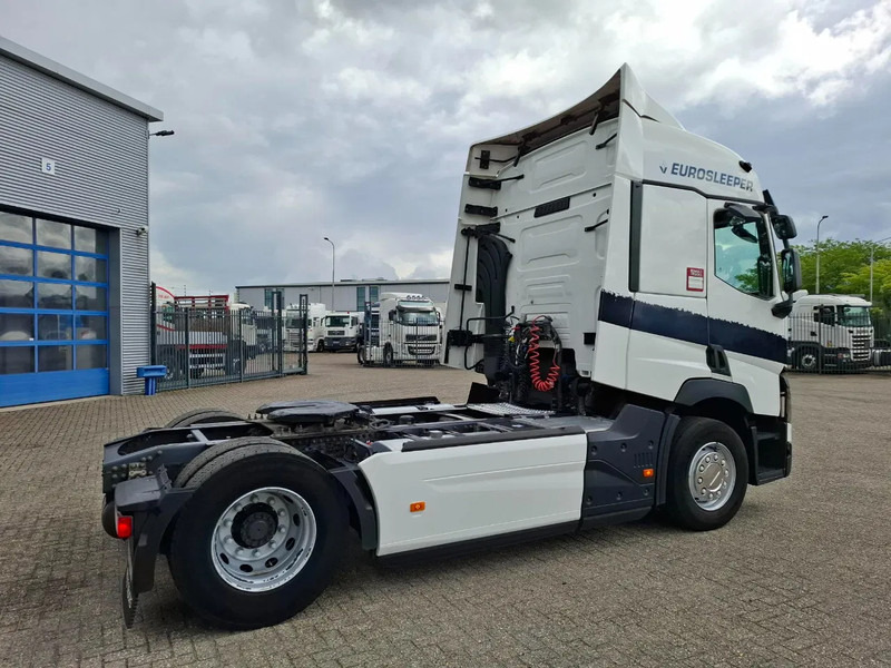 Renault T460 Comfort / CLEAN NL TRUCK / TUV:12-02-2026 / DOUBLE TANK / ACC / LWDS / FRIDGE / 2XBED / AUTOMATIC / EURO-6 / 2019 - Влекач: снимка 5 Renault T460 Comfort / CLEAN NL TRUCK / TUV:12-02-2026 / DOUBLE TANK / ACC / LWDS / FRIDGE / 2XBED / AUTOMATIC / EURO-6 / 2019 - Влекач: снимка 5