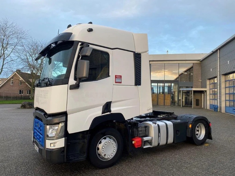 Renault T480 COMFORT / DOUBLE TANK / LWDS / AIRCO / 2XBED / AUTOMATIC / EURO-6 / 2016 - Влекач: снимка 1 Renault T480 COMFORT / DOUBLE TANK / LWDS / AIRCO / 2XBED / AUTOMATIC / EURO-6 / 2016 - Влекач: снимка 1