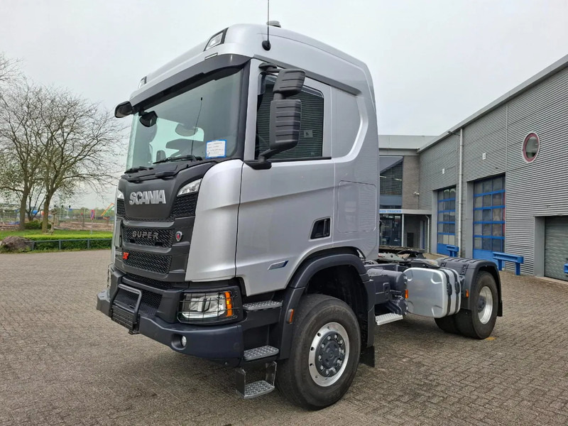 Scania Super 500R / XT / 4X4 / RETARDER / HYDRAULICS / 32598 KM !! / BIG AXLE / OVERDRIVE / GERMAN TRUCK / ALCOA / LEATHER / TOP CONDIT - Влекач: снимка 1 Scania Super 500R / XT / 4X4 / RETARDER / HYDRAULICS / 32598 KM !! / BIG AXLE / OVERDRIVE / GERMAN TRUCK / ALCOA / LEATHER / TOP CONDIT - Влекач: снимка 1