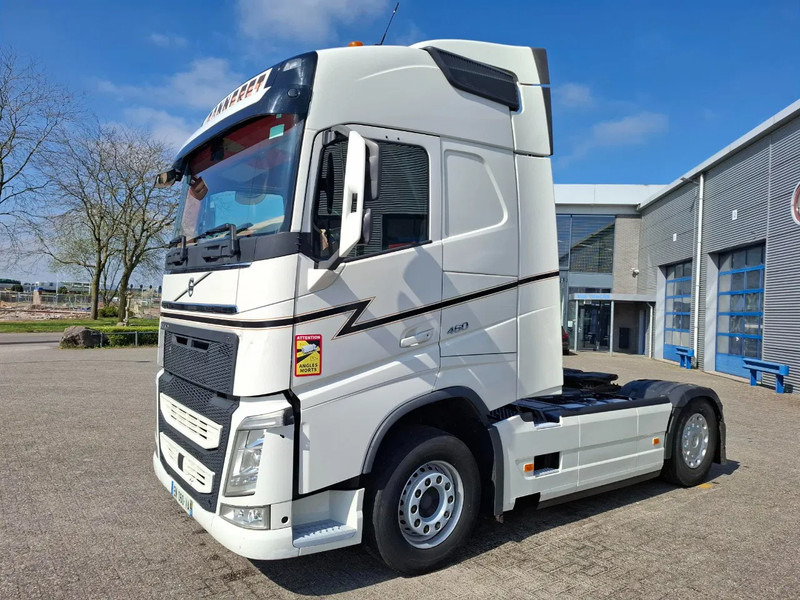Volvo FH4-460 / VEB+ / DOUBLE TANK / FRIDGE / AUTOMATIC / EURO-6 / 2018 - Влекач: снимка 1 Volvo FH4-460 / VEB+ / DOUBLE TANK / FRIDGE / AUTOMATIC / EURO-6 / 2018 - Влекач: снимка 1
