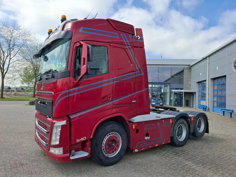 Volvo FH4-540 / 6X4 / BIG AXLE / HYDRAULICS / VEB+ / DYNAMIC STEERING / NAVI / ACC / LWDS / FULL-AIR / LEATHER / AUTOMATIC / EURO-6 / - Влекач: снимка 1 Volvo FH4-540 / 6X4 / BIG AXLE / HYDRAULICS / VEB+ / DYNAMIC STEERING / NAVI / ACC / LWDS / FULL-AIR / LEATHER / AUTOMATIC / EURO-6 / - Влекач: снимка 1