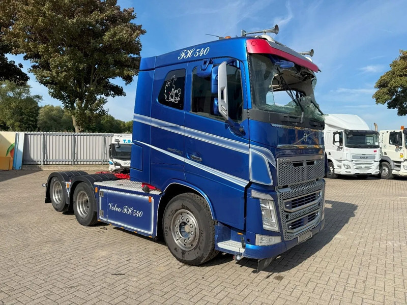 Volvo FH4-540 / ENGINE RUNNING / VEB+ / HYDRAULICS / DYNAMIC STEERING / LWDS / AUTOMATIC / EURO-6 / 2017 - Влекач: снимка 2 Volvo FH4-540 / ENGINE RUNNING / VEB+ / HYDRAULICS / DYNAMIC STEERING / LWDS / AUTOMATIC / EURO-6 / 2017 - Влекач: снимка 2