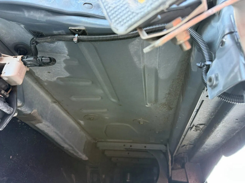 Влекач Volvo FH5-460 / VEB+ / HYDRAULICS / I-PARKCOOL / ONLY:188538 KM / FULL-AIR / ACC / LWDS / AUTOMATIC / EURO-6 / 2023: снимка 8