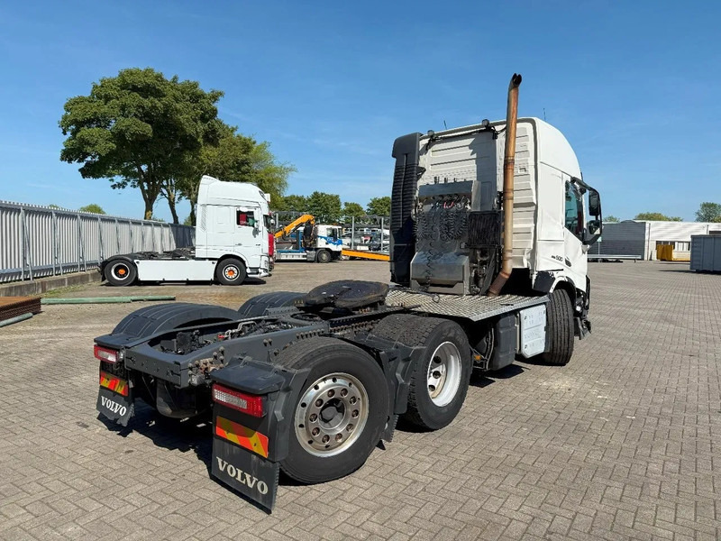 Volvo FM5-500 / ENGINE RUNNING / HYDRAULICS / DYNAMIC STEERING / ONLY:228169 KM / FULL-AIR / LIFT+LENKACHSE / VEB+ / ACC / LWDS / AUTO - Влекач: снимка 5 Volvo FM5-500 / ENGINE RUNNING / HYDRAULICS / DYNAMIC STEERING / ONLY:228169 KM / FULL-AIR / LIFT+LENKACHSE / VEB+ / ACC / LWDS / AUTO - Влекач: снимка 5