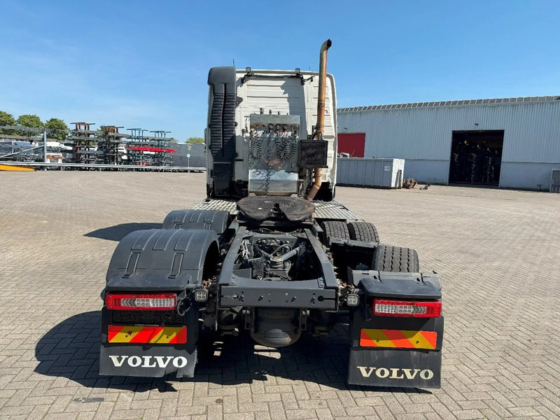 Volvo FM5-500 / ENGINE RUNNING / HYDRAULICS / DYNAMIC STEERING / ONLY:228169 KM / FULL-AIR / LIFT+LENKACHSE / VEB+ / ACC / LWDS / AUTO - Влекач: снимка 4 Volvo FM5-500 / ENGINE RUNNING / HYDRAULICS / DYNAMIC STEERING / ONLY:228169 KM / FULL-AIR / LIFT+LENKACHSE / VEB+ / ACC / LWDS / AUTO - Влекач: снимка 4