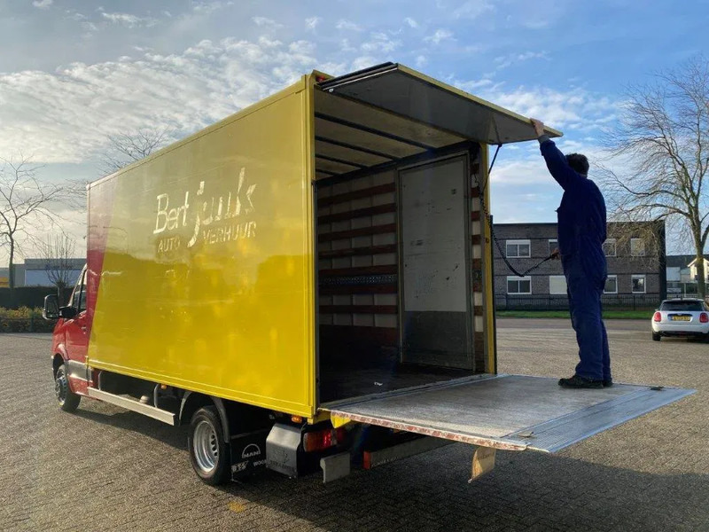 Volkswagen Crafter / NL VAN / PLATFORM / DOUBLE AIR REAR / TEMPOMAAT / AIRCO / ONLY:228596 KM / MANUAL / EURO- / 2015 - Товарен бус: снимка 4 Volkswagen Crafter / NL VAN / PLATFORM / DOUBLE AIR REAR / TEMPOMAAT / AIRCO / ONLY:228596 KM / MANUAL / EURO- / 2015 - Товарен бус: снимка 4