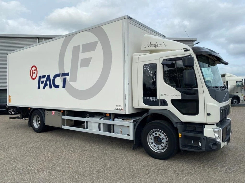 Volvo FE320 ONLY-463904-KM / CLOSED BOX / LOAD LIFT / AUTOMATIC / SIDE DOORS / EURO-6 / 2014 - Камион фургон: снимка 2 Volvo FE320 ONLY-463904-KM / CLOSED BOX / LOAD LIFT / AUTOMATIC / SIDE DOORS / EURO-6 / 2014 - Камион фургон: снимка 2