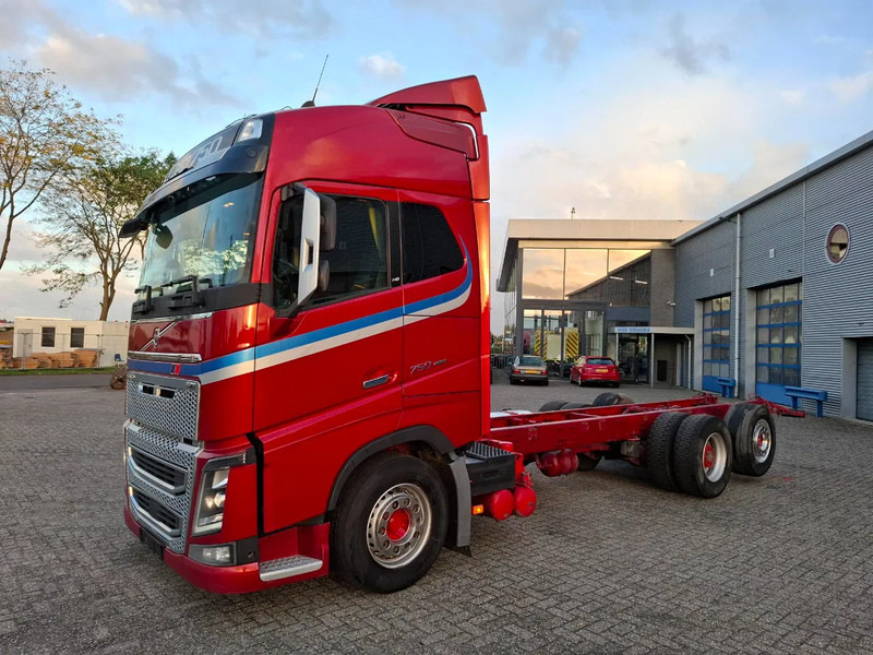 Volvo FH16-750 / BIG AXLE / VEB+ / ONLY:679711 KM / TECHNICAL 70TON / 9TON FRONT AXLE / INLINER / FULL-AIR / AUTOMATIC / EURO-6 / 2018 - Шаси кабина: снимка 1 Volvo FH16-750 / BIG AXLE / VEB+ / ONLY:679711 KM / TECHNICAL 70TON / 9TON FRONT AXLE / INLINER / FULL-AIR / AUTOMATIC / EURO-6 / 2018 - Шаси кабина: снимка 1
