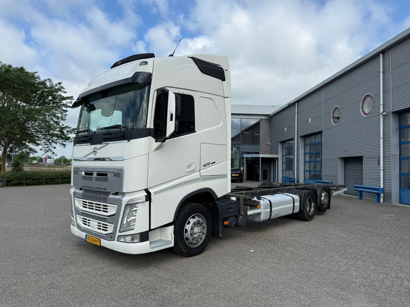 Volvo FH4-420 / NL TRUCK / DOUBLE TANK / PARKCOOL / BDF / VEB? / LWDS / FRIDGE / FULL-AIR / LIFT AXLE / AUTOMATIC / EURO-6 / 2016 - Контейнеровоз/ Сменна каросерия камион: снимка 1 Volvo FH4-420 / NL TRUCK / DOUBLE TANK / PARKCOOL / BDF / VEB? / LWDS / FRIDGE / FULL-AIR / LIFT AXLE / AUTOMATIC / EURO-6 / 2016 - Контейнеровоз/ Сменна каросерия камион: снимка 1