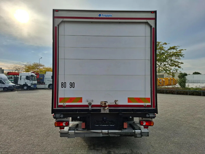 Volvo FL210 / ONLY:194894 KM / TUV:03-02-2026 / FRIDGE COMPARTIMENT / PLATFORM 1500 KG / SIDE DOOR / MANUAL / EURO-6 / 2014 - Рефрижератор камион: снимка 5 Volvo FL210 / ONLY:194894 KM / TUV:03-02-2026 / FRIDGE COMPARTIMENT / PLATFORM 1500 KG / SIDE DOOR / MANUAL / EURO-6 / 2014 - Рефрижератор камион: снимка 5