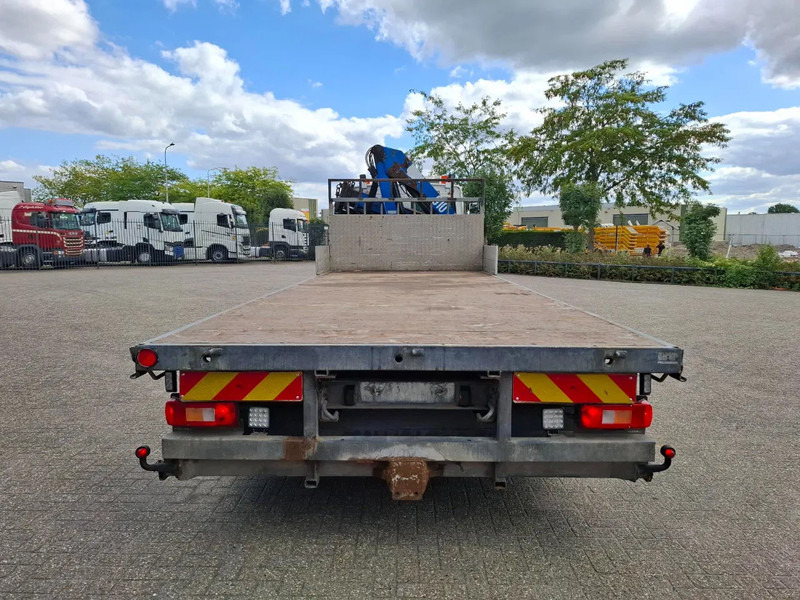 Volvo FL6-220 / HMF 910 / REMOTE / ONLY:493620 KM / AIRCO / FULL-AIR / MANUAL / EURO-3 / 2003 - Камион с кран: снимка 4 Volvo FL6-220 / HMF 910 / REMOTE / ONLY:493620 KM / AIRCO / FULL-AIR / MANUAL / EURO-3 / 2003 - Камион с кран: снимка 4