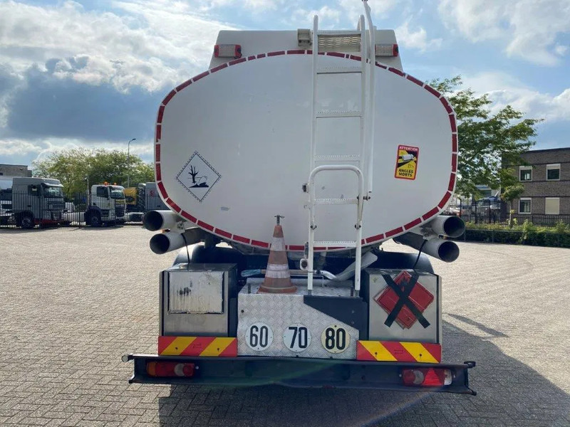 Volvo FL7-290 / 5 COMPARTIMENTS / 13000 LITER TOTAL / PUMP / ONLY:288120 KM / AUTOMATIC / EURO-5 / 2009 - Камион цистерна: снимка 4 Volvo FL7-290 / 5 COMPARTIMENTS / 13000 LITER TOTAL / PUMP / ONLY:288120 KM / AUTOMATIC / EURO-5 / 2009 - Камион цистерна: снимка 4