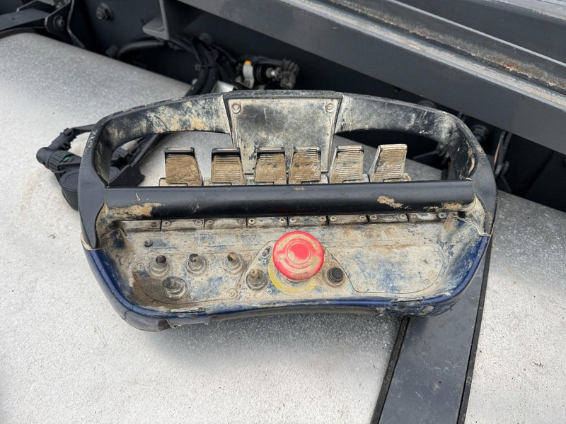 Лизинг на DAF CF85-360 6x2 HMF 1580 / 4S, EURO 5 DAF CF85-360 6x2 HMF 1580 / 4S, EURO 5: снимка 16