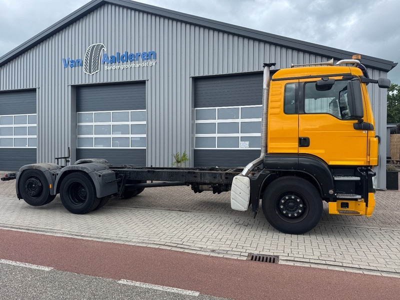 MAN TGS 26.360 6x2, Manual Gear, Steering Axle - Камион фургон: снимка 2 MAN TGS 26.360 6x2, Manual Gear, Steering Axle - Камион фургон: снимка 2