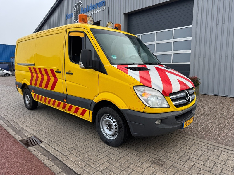 Mercedes-Benz Sprinter 316, Like new, BF3 Begleit- Escort- Convoi execptionnel, L2/H1 - Товарен бус: снимка 1 Mercedes-Benz Sprinter 316, Like new, BF3 Begleit- Escort- Convoi execptionnel, L2/H1 - Товарен бус: снимка 1
