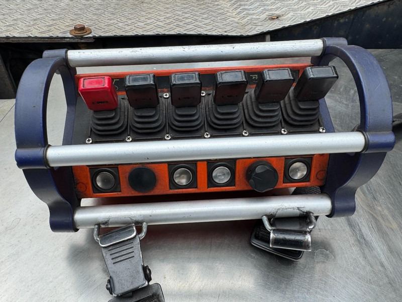 Влекач MAN TGA 18.310, Crane Pesci SE155N/4, Manual Kran, Grua, Grue, Kraan: снимка 15 Влекач MAN TGA 18.310, Crane Pesci SE155N/4, Manual Kran, Grua, Grue, Kraan: снимка 15