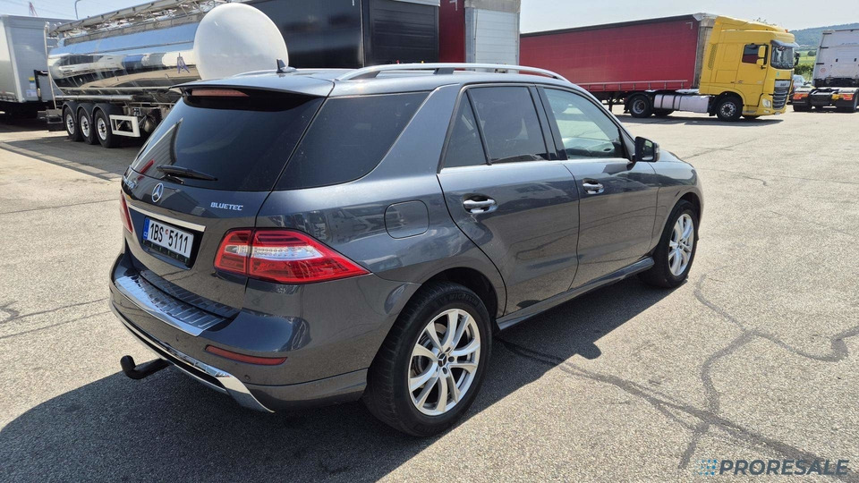 MERCEDES-BENZ ML 350 BLUETEC 4MATIC - Лек автомобил: снимка 4 MERCEDES-BENZ ML 350 BLUETEC 4MATIC - Лек автомобил: снимка 4