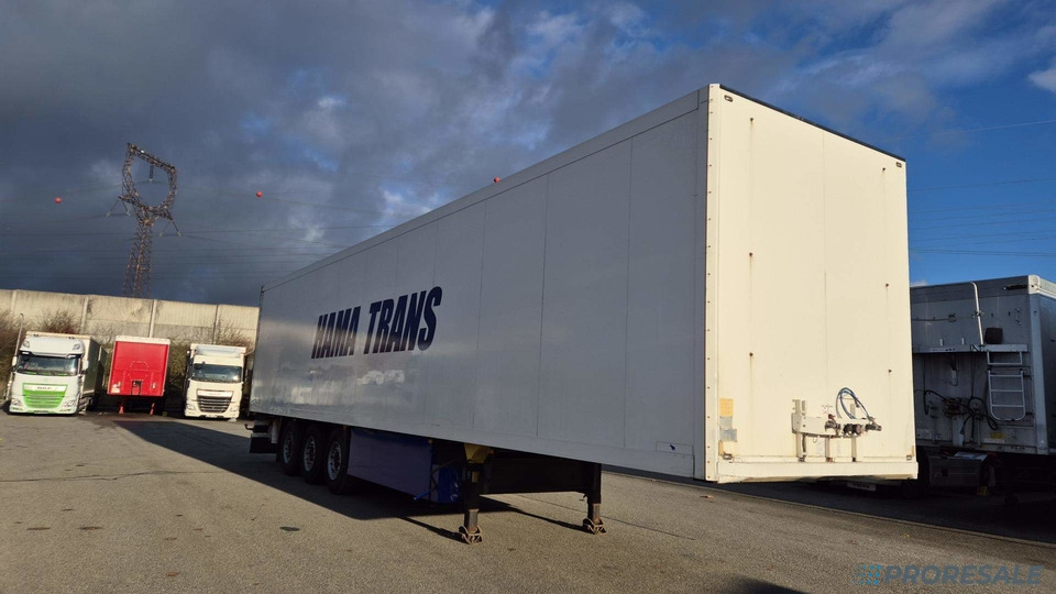 SCHMITZ CARGOBULL SKO 24/L - skříňový - Затворена каросерия полуремарке: снимка 1 SCHMITZ CARGOBULL SKO 24/L - skříňový - Затворена каросерия полуремарке: снимка 1