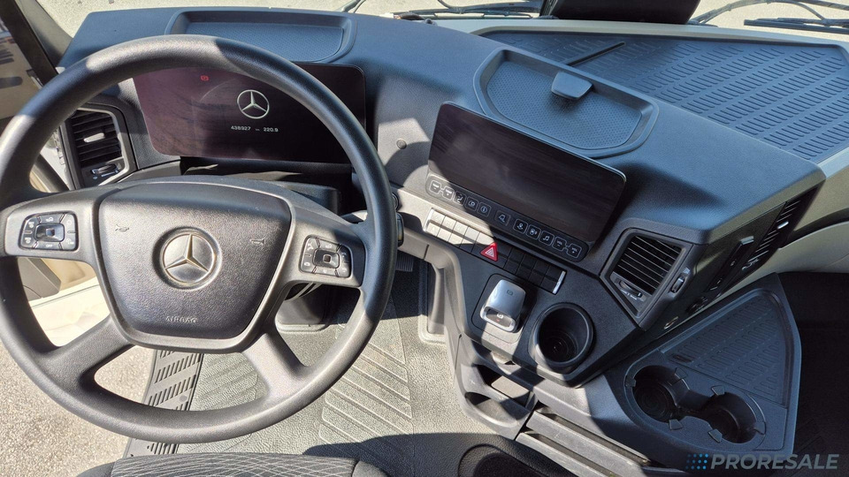 MERCEDES-BENZ ACTROS 1845 GIGA SPACE EURO 6 - Влекач: снимка 4 MERCEDES-BENZ ACTROS 1845 GIGA SPACE EURO 6 - Влекач: снимка 4