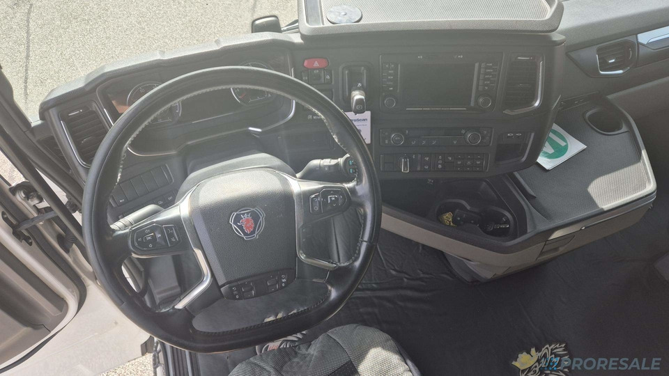 SCANIA S500 N323 NGS TOP LINE LOW DECK EURO 6 - Влекач: снимка 4 SCANIA S500 N323 NGS TOP LINE LOW DECK EURO 6 - Влекач: снимка 4