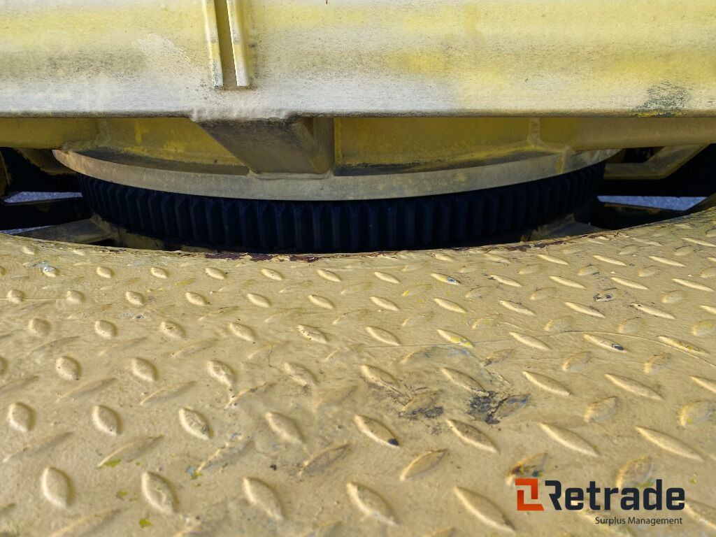 20 ‘’ plattform med lagertrommel og svingkrans - Строително оборудване: снимка 4 20 ‘’ plattform med lagertrommel og svingkrans - Строително оборудване: снимка 4