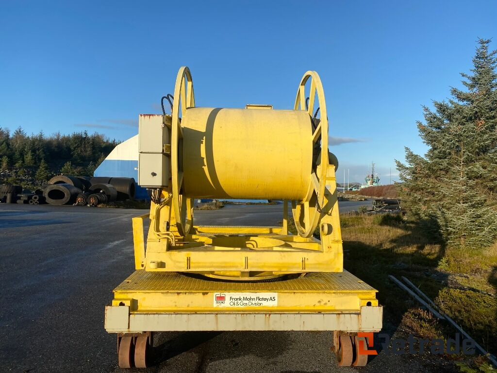 20 ‘’ plattform med lagertrommel og svingkrans - Строително оборудване: снимка 2 20 ‘’ plattform med lagertrommel og svingkrans - Строително оборудване: снимка 2