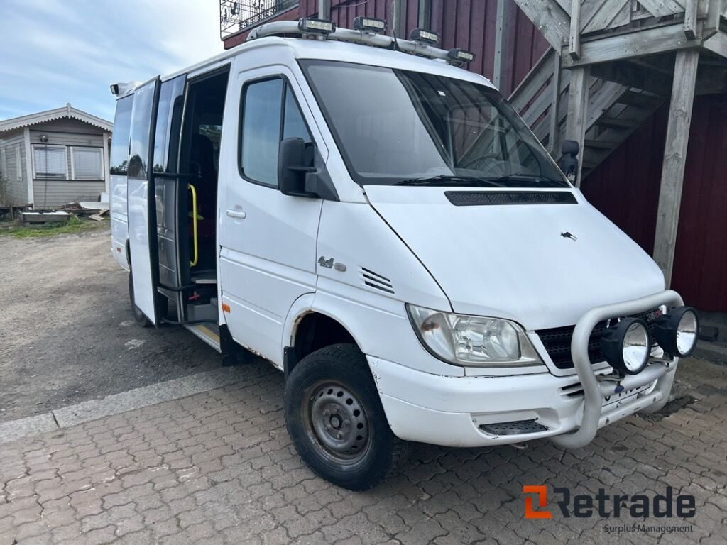 2005 Minibuss MERCEDES-BENZ 316CDI/35KA - Микробус, Пътнически бус: снимка 2 2005 Minibuss MERCEDES-BENZ 316CDI/35KA - Микробус, Пътнически бус: снимка 2