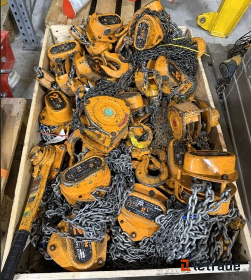 39 stk. kjettingtaljer / 39 pcs chain hoists - Складова техника: снимка 2 39 stk. kjettingtaljer / 39 pcs chain hoists - Складова техника: снимка 2