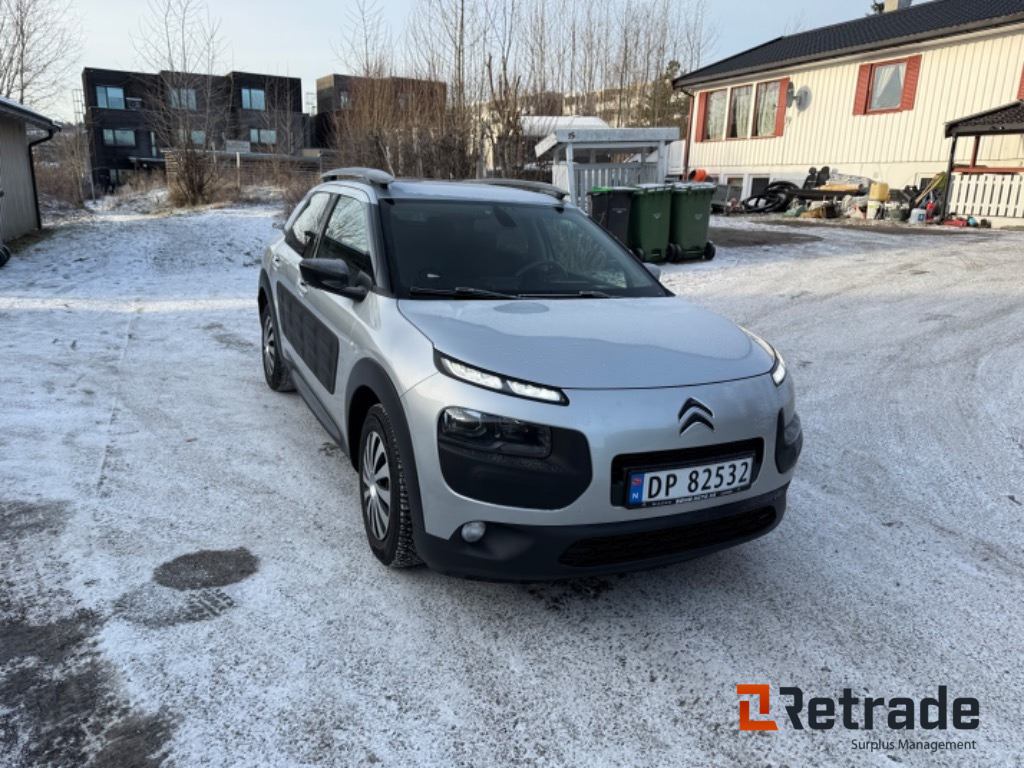 CITROEN C4 CACTUS EU godkjent i 2 år - Лек автомобил: снимка 3 CITROEN C4 CACTUS EU godkjent i 2 år - Лек автомобил: снимка 3